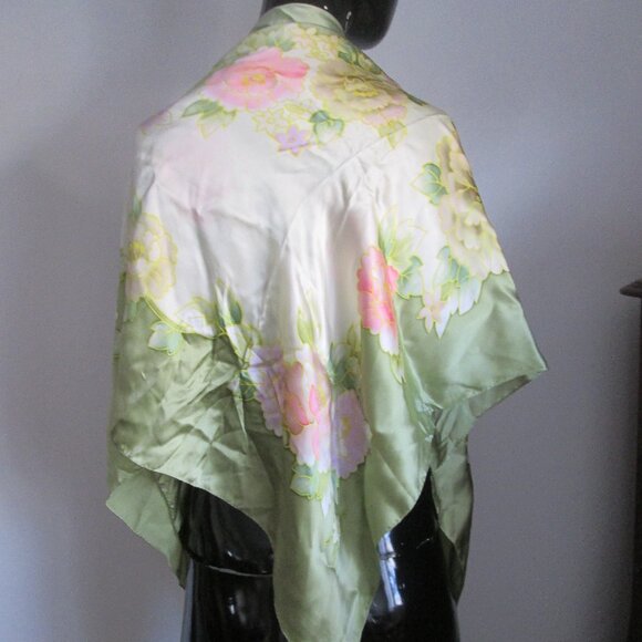 Chinese Floral Silk Large Scarf - Picture 5 of 9